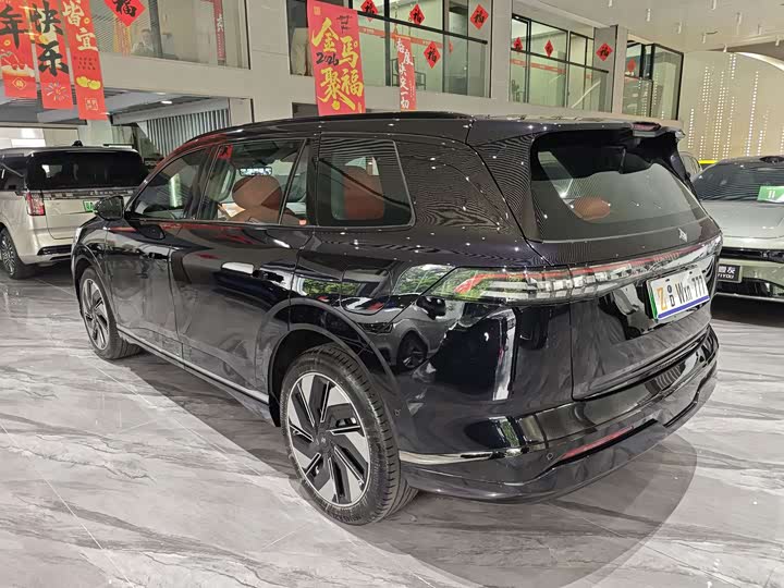 Dongfeng Yipai eπ 008, 2024 — фото 8 из 9