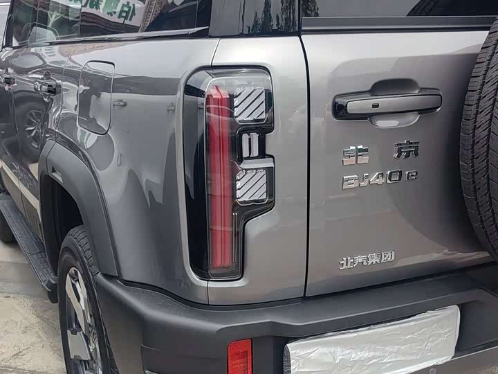 BAIC Beijing BJ40 Hybrid, 2025 — фото 9 из 9