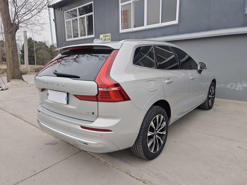 Volvo XC60, 2022 — фото 7 из 12