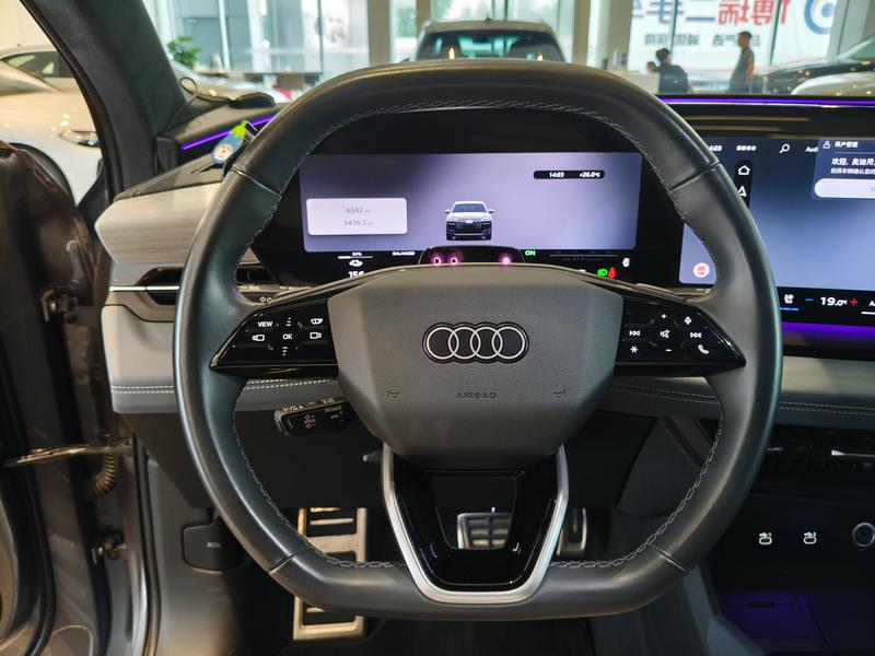 Audi Q6L e-tron, 2025 — фото 9 из 12