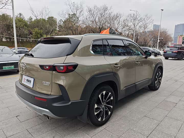 Mazda CX-50, 2023 — фото 4 из 9