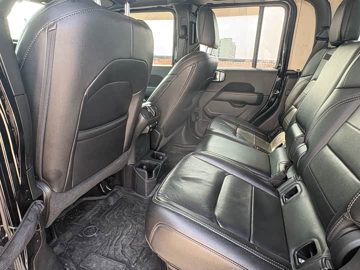 Jeep Gladiator, 2022 — фото 9 из 9