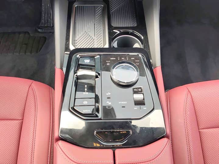 BMW i5, 2025 — фото 9 из 9