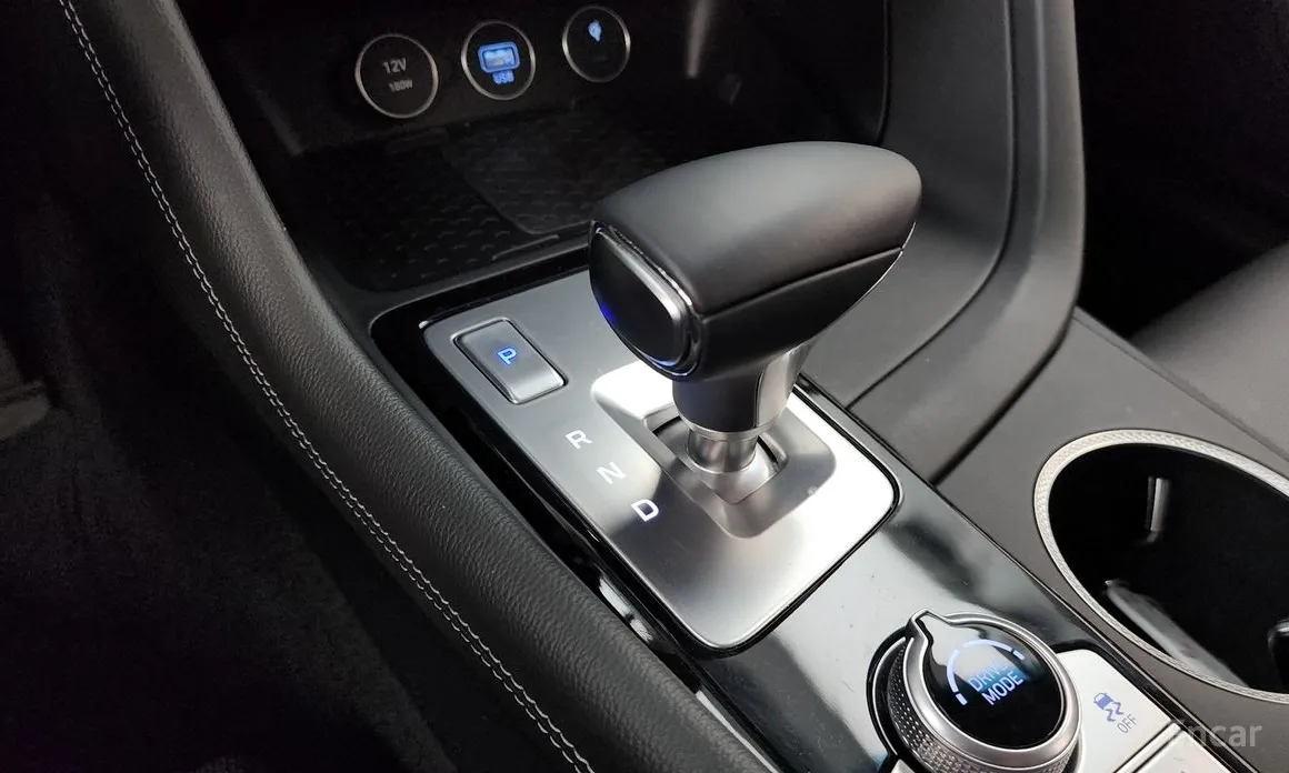 Genesis G70, 2023 — фото 9 из 12