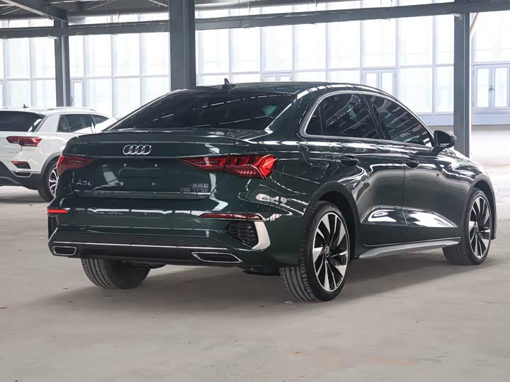 Audi A3, 2023 — фото 5 из 9