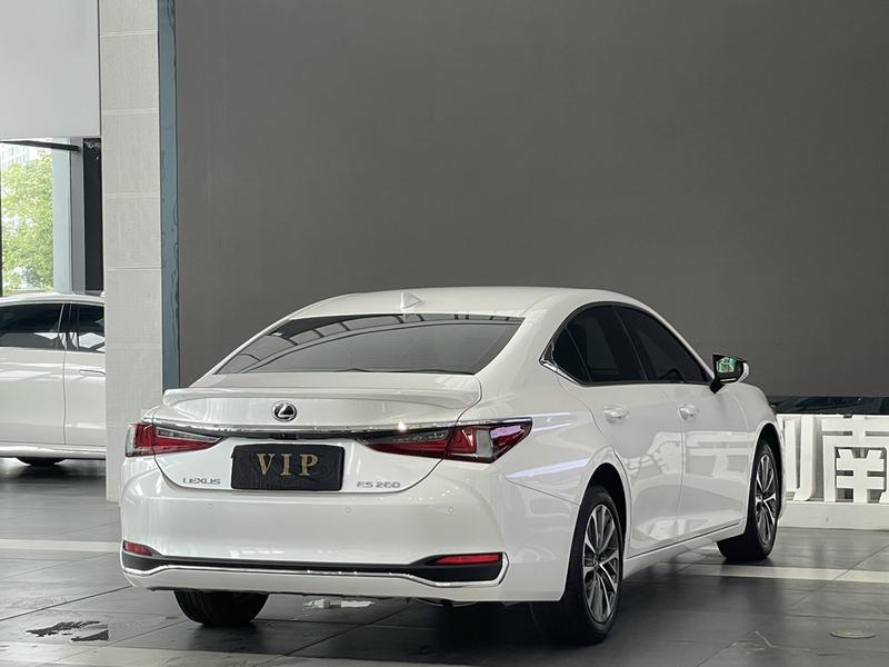 Lexus ES, 2024 — фото 5 из 12