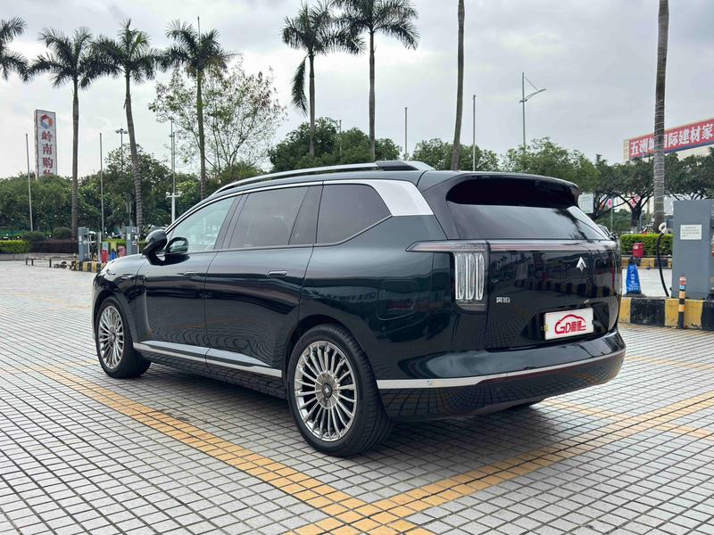GAC Hyptec HL, 2025 — фото 5 из 12