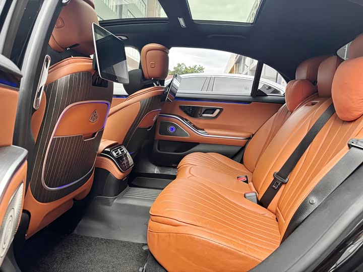 Mercedes-Benz S-Class, 2022 — фото 5 из 5