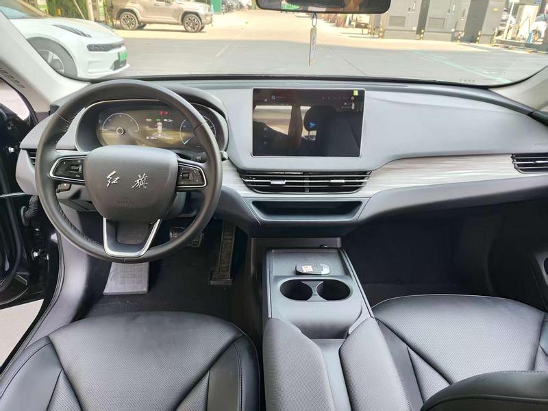 Hongqi E-QM5, 2025 — фото 7 из 10