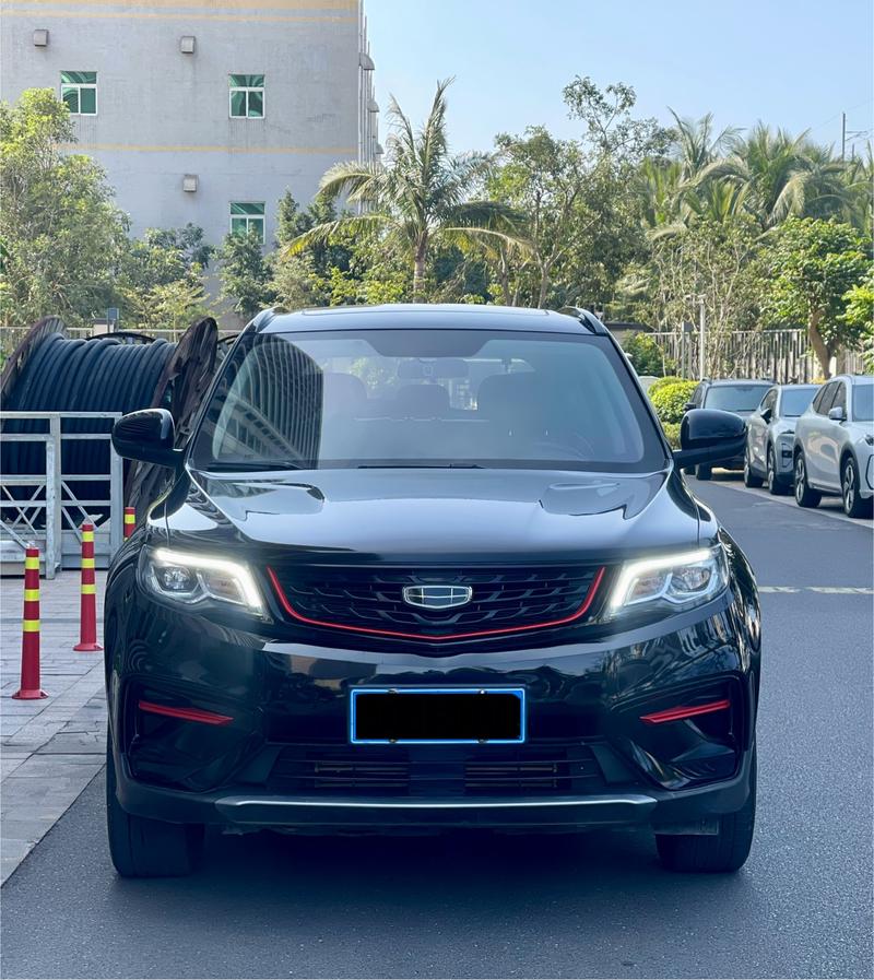 Geely Atlas, 2021 — фото 2 из 10