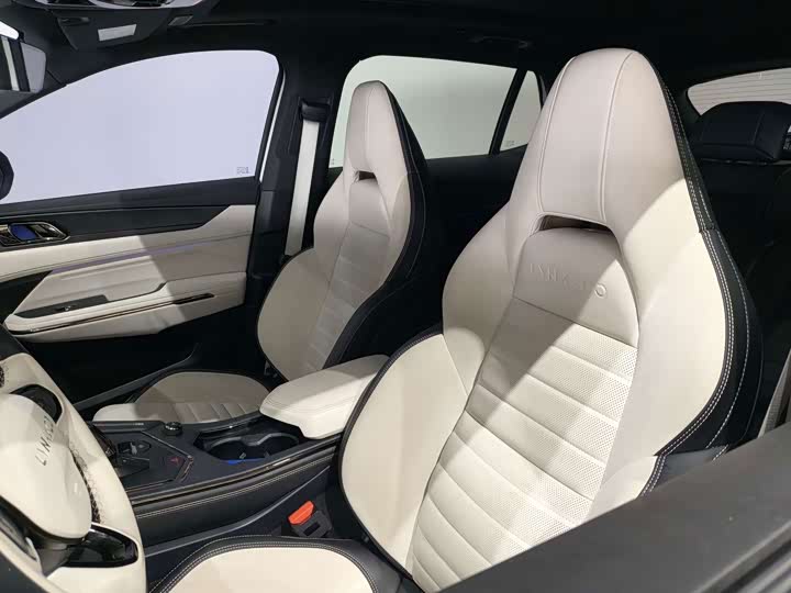 Lynk & Co 01 EM-P Hybrid, 2022 — фото 5 из 9
