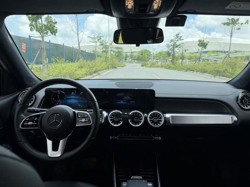 Mercedes-Benz EQB, 2023 — фото 6 из 10