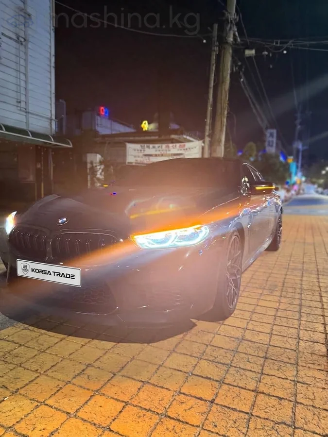 BMW M8, 2021