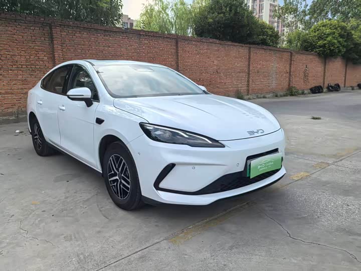 BYD Seal 05 DM-i Hybrid, 2024 — фото 3 из 9