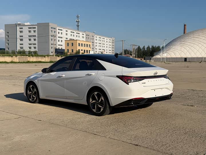 Hyundai Elantra N line, 2023 — фото 4 из 9