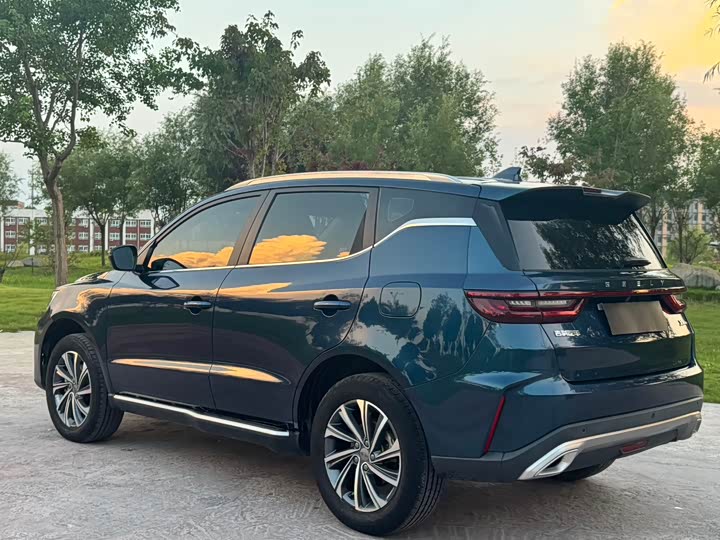 Geely Vision X6, 2022 — фото 6 из 9