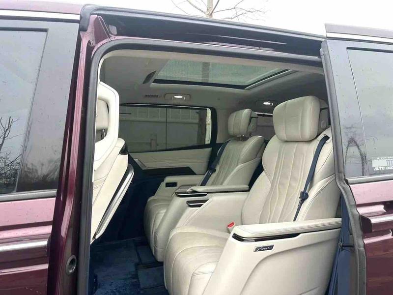 Buick GL8 Century, 2022 — фото 10 из 11