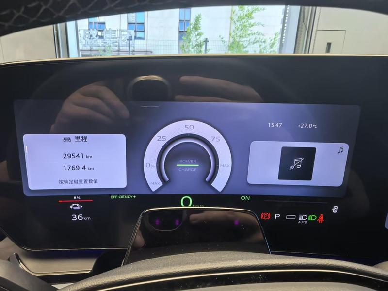 Audi Q6L e-tron Sportback, 2025 — фото 8 из 12