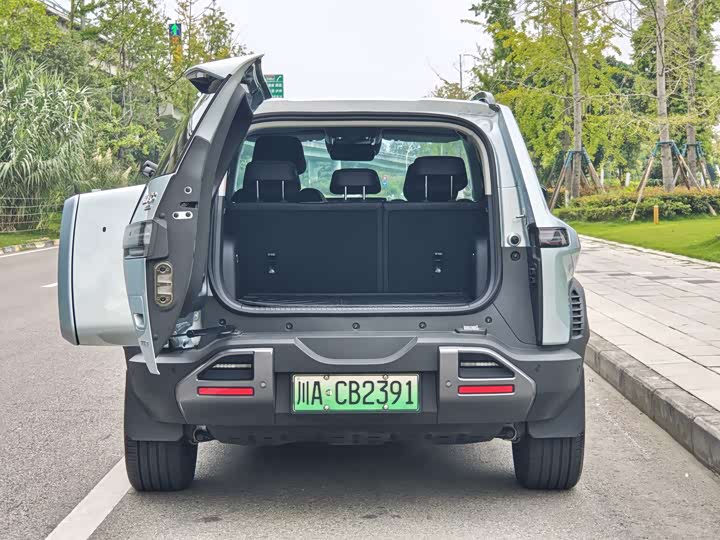 BYD FangChengBao Titanium 3 (Tai 3), 2025 — фото 8 из 9