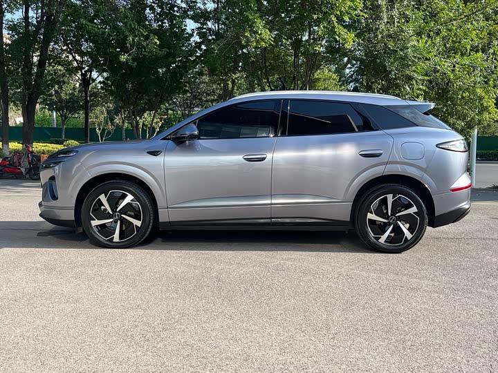 BYD Sea Lion 06 Hybrid/EV, 2025 — фото 3 из 9