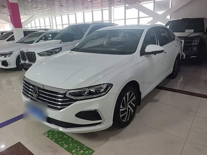 Volkswagen Lavida, 2022 — купить в Калуге под ключ