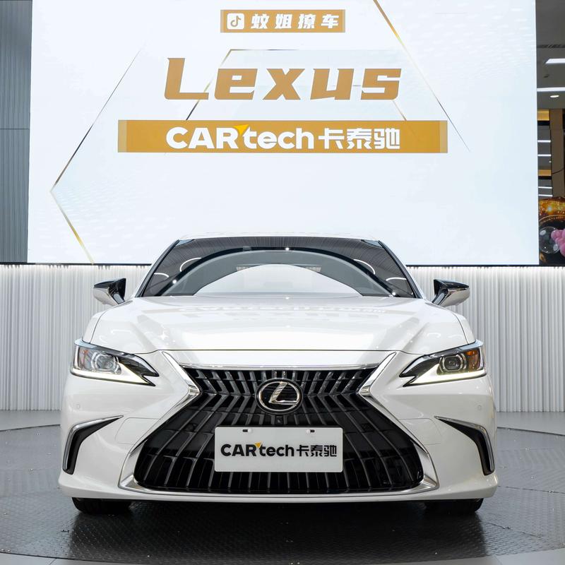 Lexus ES, 2024 — фото 2 из 12