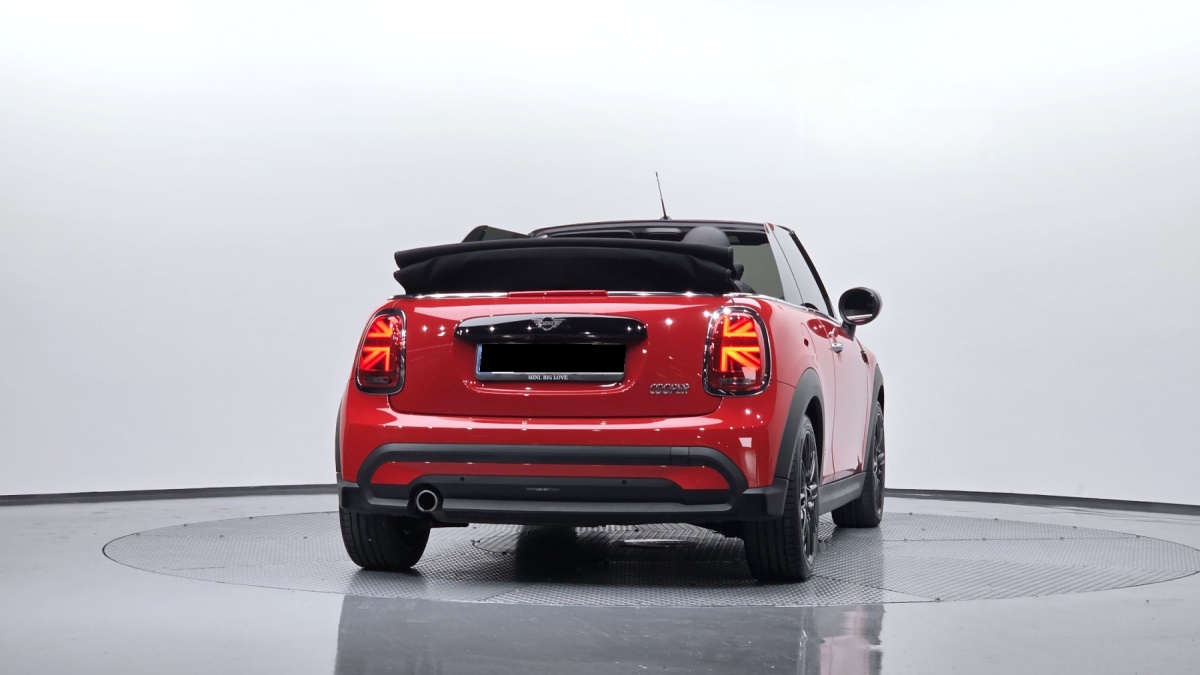 Mini Cooper Convertible, 2024 — фото 4 из 12