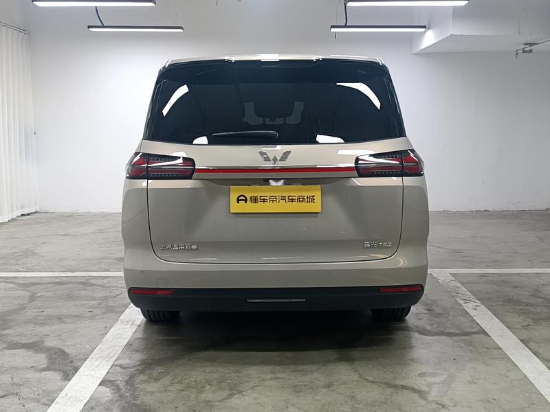 Wuling Starlight 730 Hybrid/EV, 2025 — фото 6 из 12