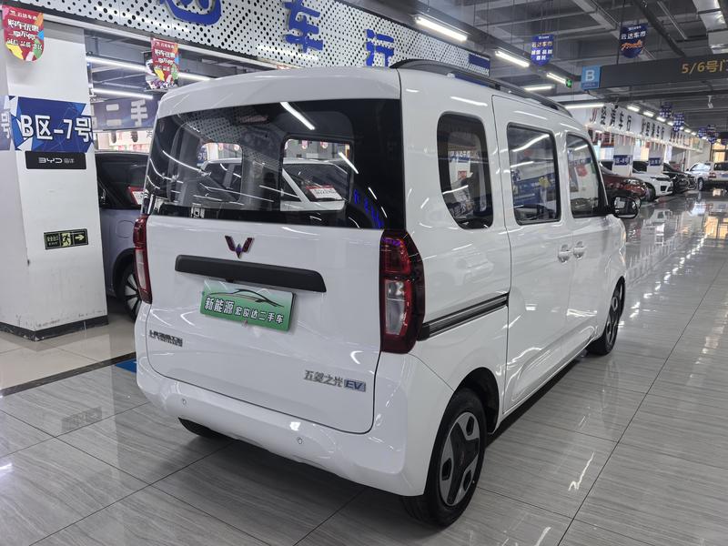 Wuling Sunshine EV, 2026 — фото 6 из 9
