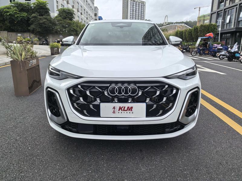 Audi Q5L, 2025 — фото 2 из 9