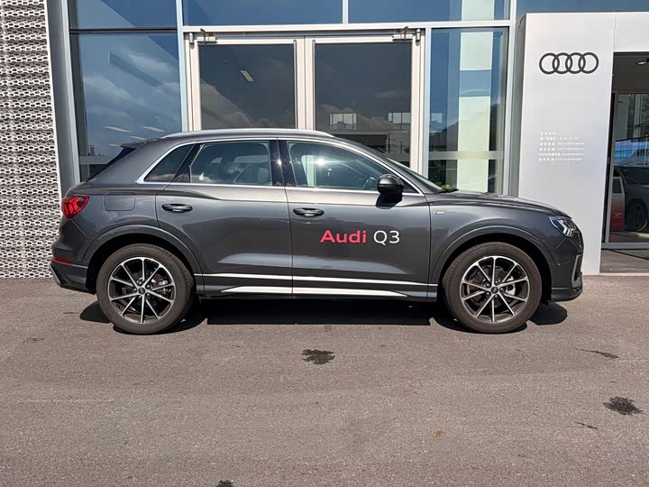 Audi Q3, 2025 — фото 3 из 9
