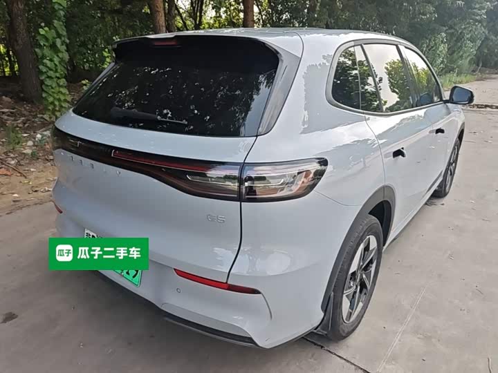 Geely Galaxy E5, 2025 — фото 7 из 9