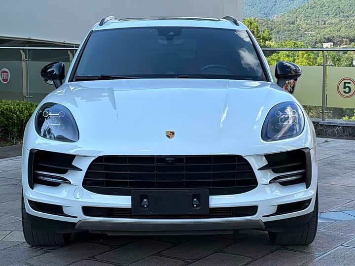 Porsche Macan, 2021 — фото 2 из 9