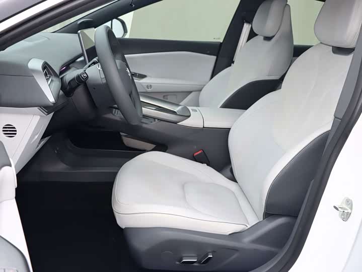 BAIC Arcfox Alpha S5, 2024 — фото 5 из 9