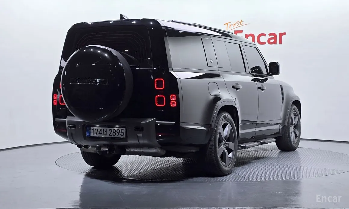Land Rover Defender, 2023 — фото 2 из 12