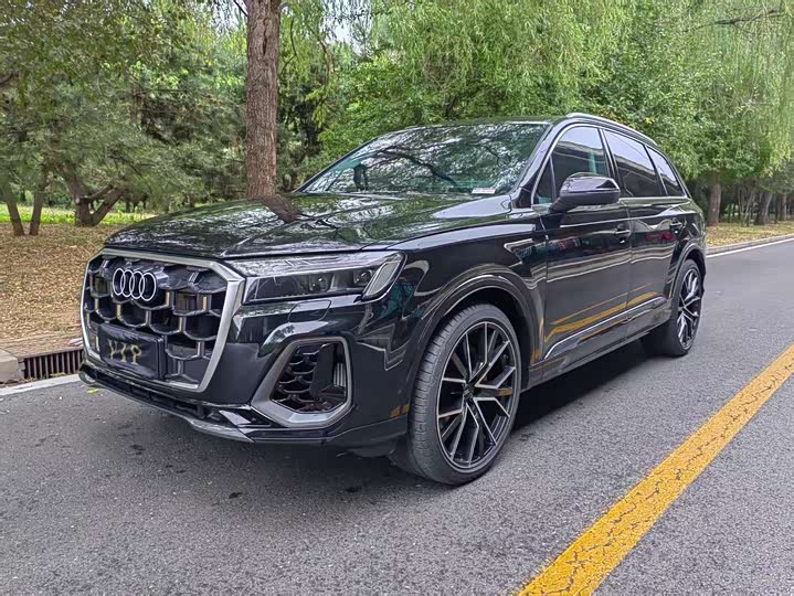 Audi Q7, 2024 — купить в Саранске под ключ