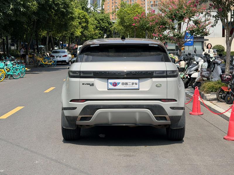 Land Rover Range Rover Evoque L, 2022 — фото 5 из 12