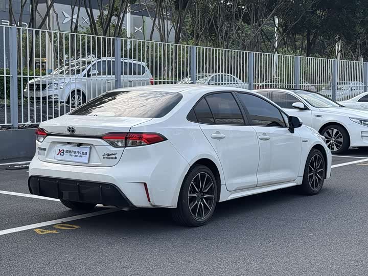 Toyota Levin, 2023 — фото 7 из 9