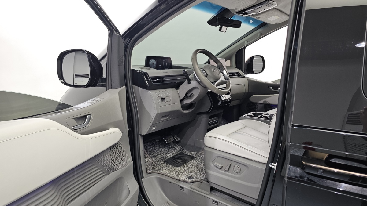 Hyundai Staria, 2022 — фото 9 из 12