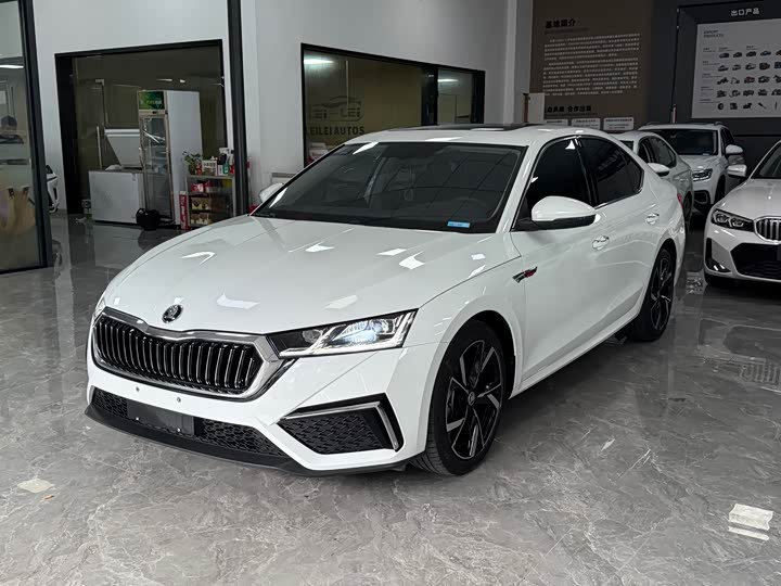 Skoda Octavia Pro, 2023 — купить в Перми под ключ