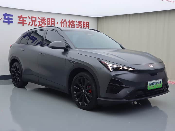 BAIC Arcfox Alpha T5, 2024 — фото 2 из 9