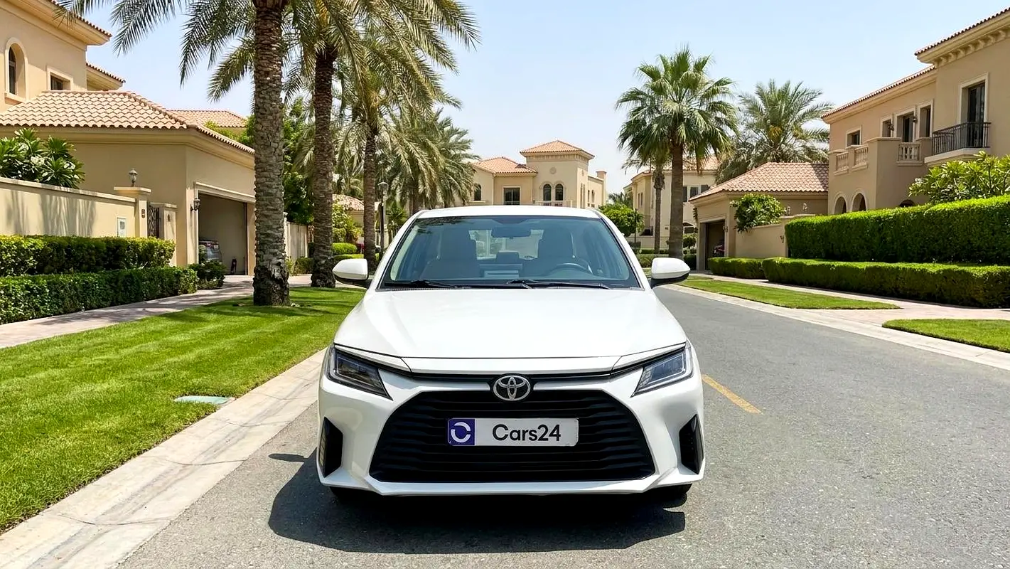 Toyota Yaris, 2024 — фото 2 из 10