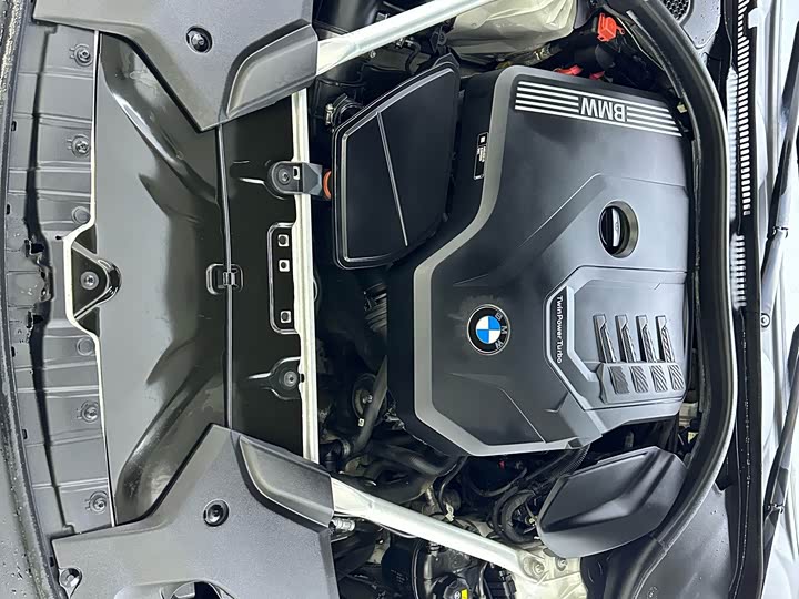BMW 5 Series, 2022 — фото 6 из 9