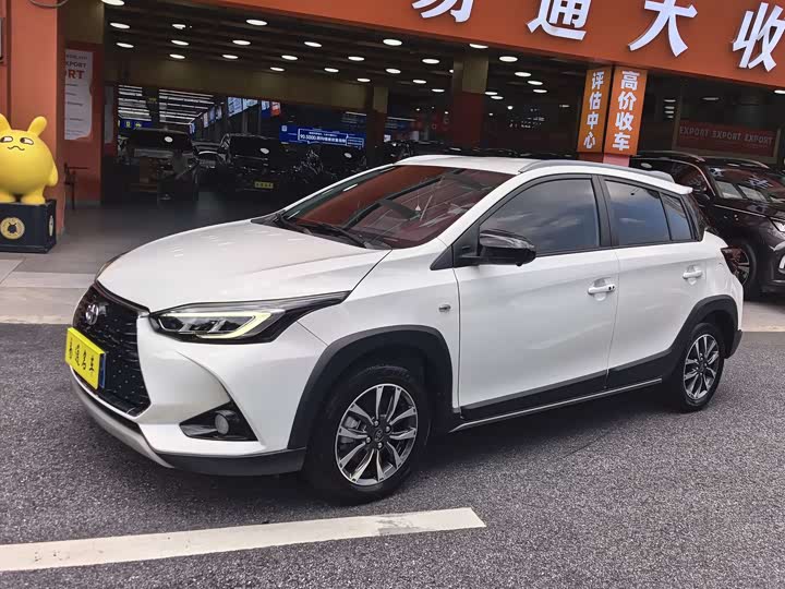 Toyota Yaris L Hatchback, 2022 — фото 3 из 9