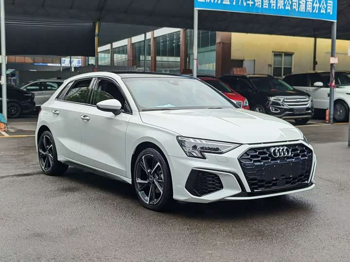 Audi A3, 2023 — фото 3 из 9