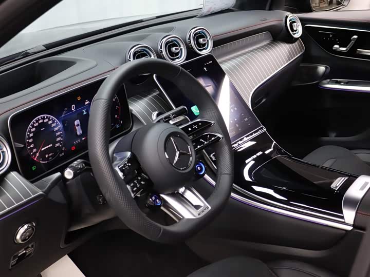 Mercedes-Benz GLC-Class AMG, 2025 — фото 9 из 9