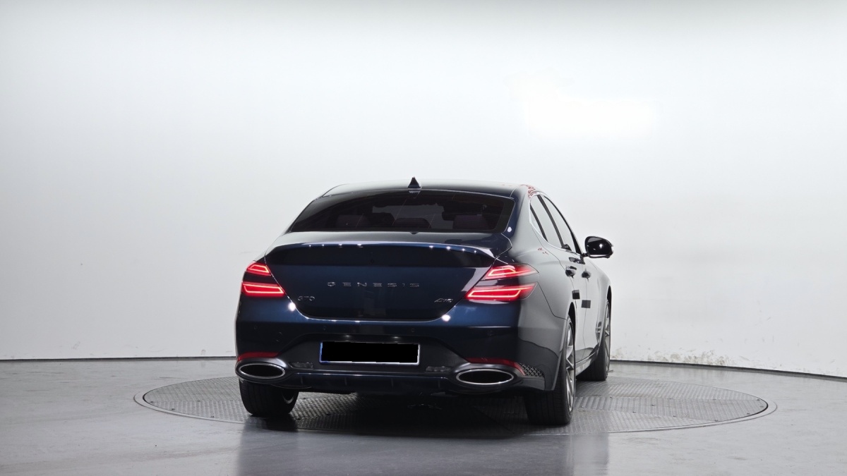 Genesis G70, 2023 — фото 4 из 12
