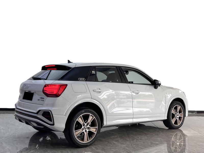 Audi Q2L, 2023 — фото 5 из 12