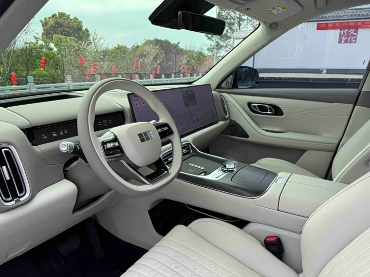 Geely Galaxy M9, 2025 — фото 3 из 9