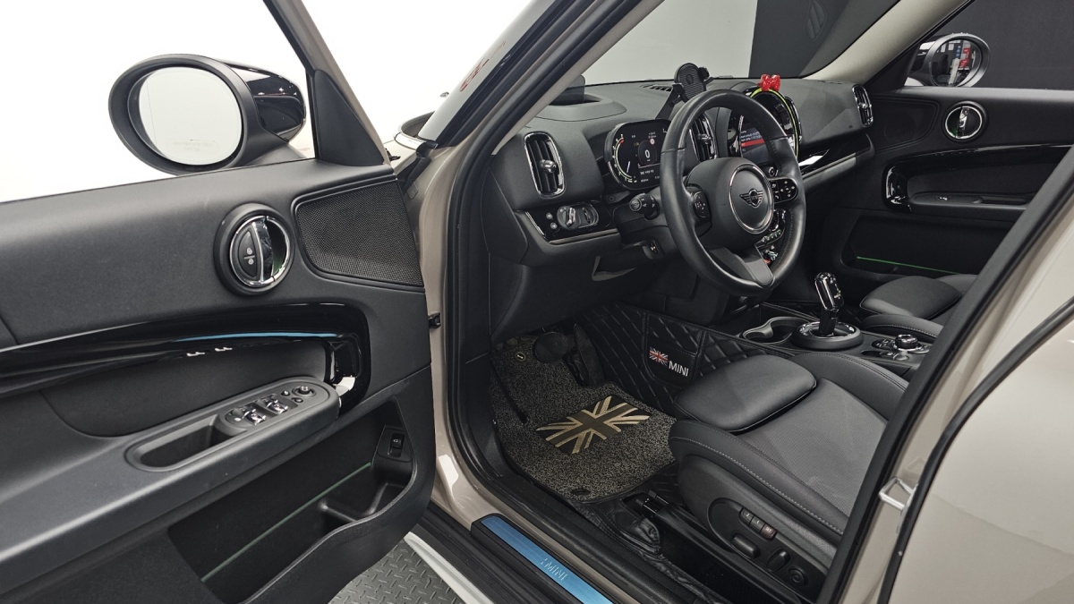 Mini Countryman, 2023 — фото 11 из 12